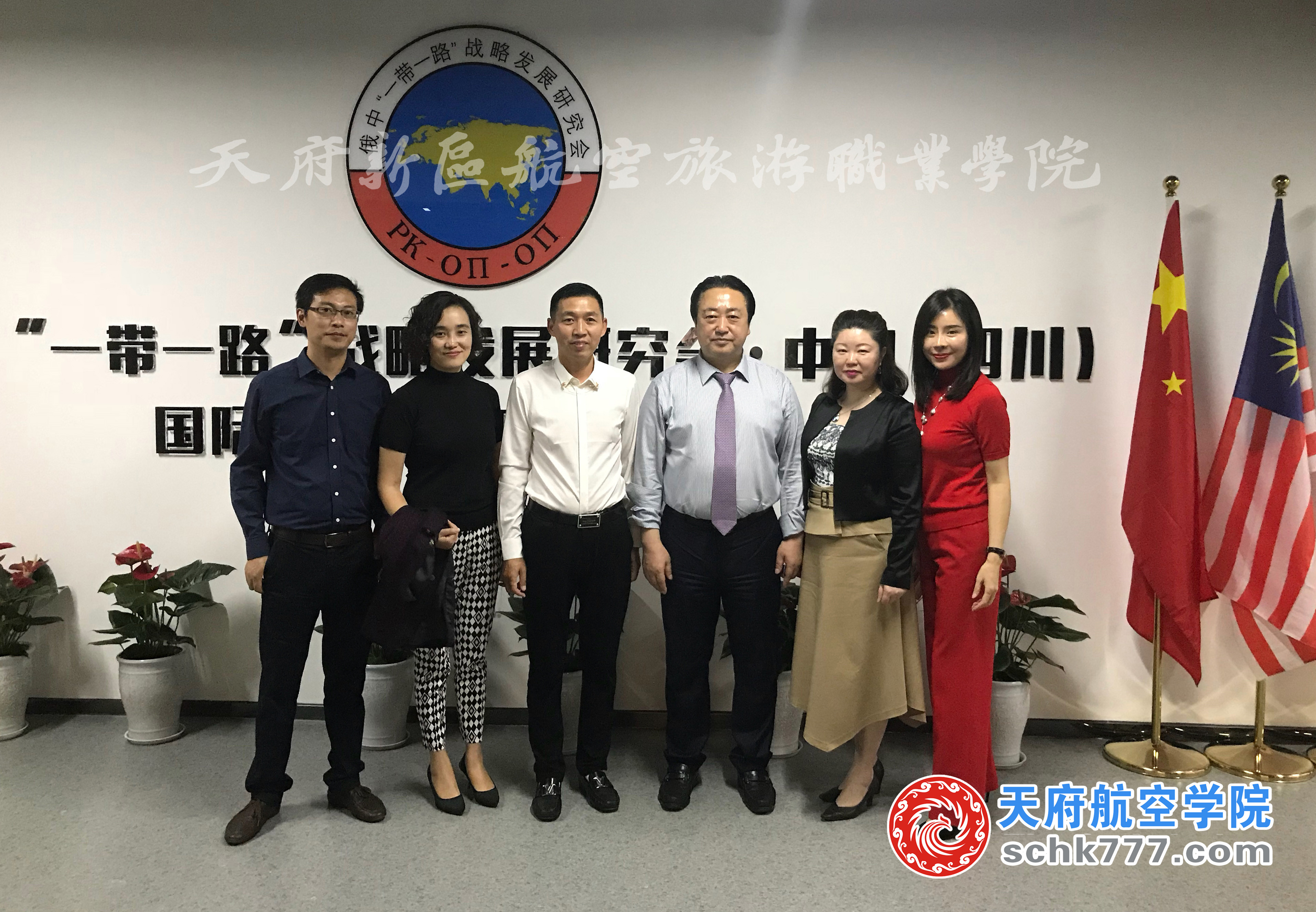 辜院會見俄中一帶一路戰(zhàn)略發(fā)展研究會主席，杰出華僑陳志剛主席 (1)_副本.jpg